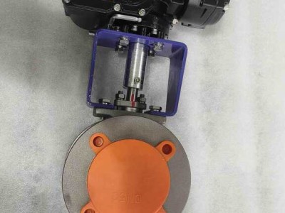 防爆电动球阀：高效安全的管道控制利器