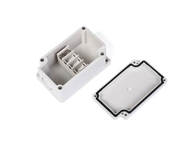 端子盒在电气工程中的重要性与应用